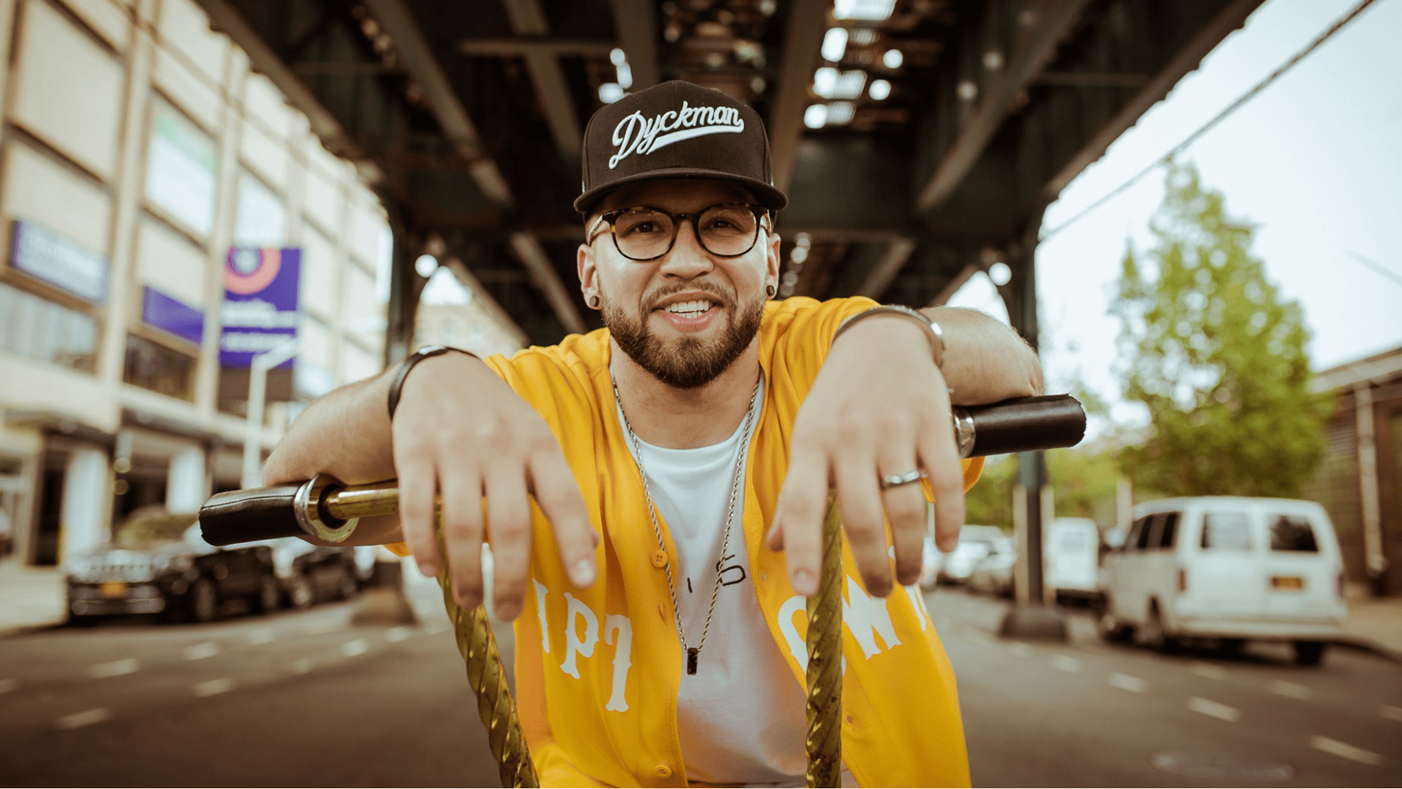 Andy Mineo chops it up with DJ Focus during the unashamed Tour Da