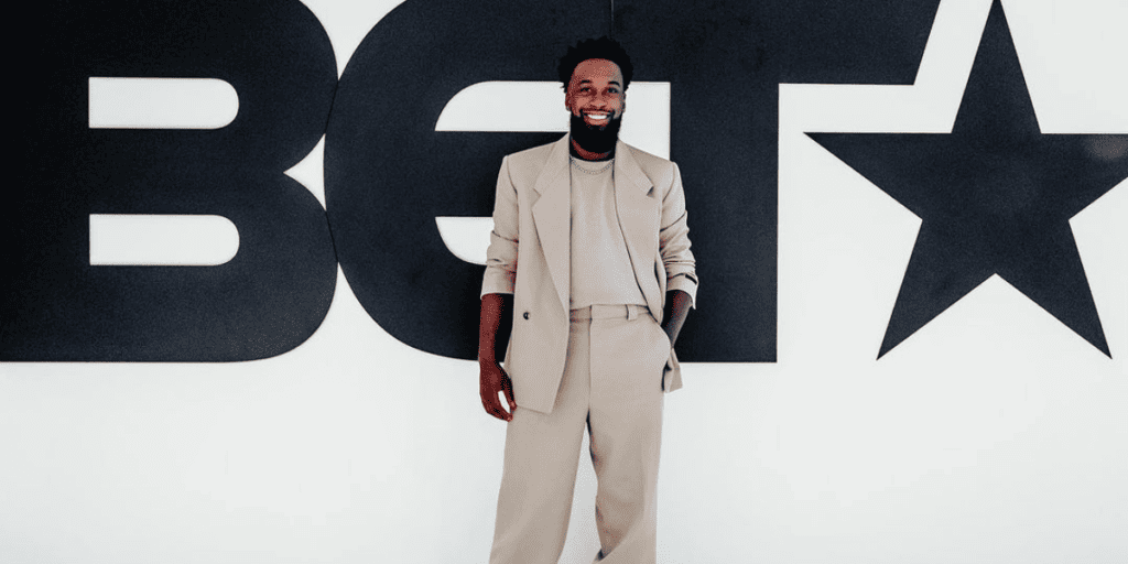 Dante Bowe is taking Gospel and R&B music to a new level web pic